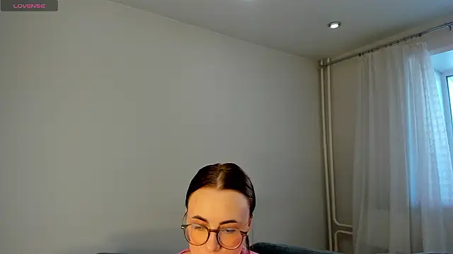 mewstella - MewStella's free webcam - UK Sex Cams