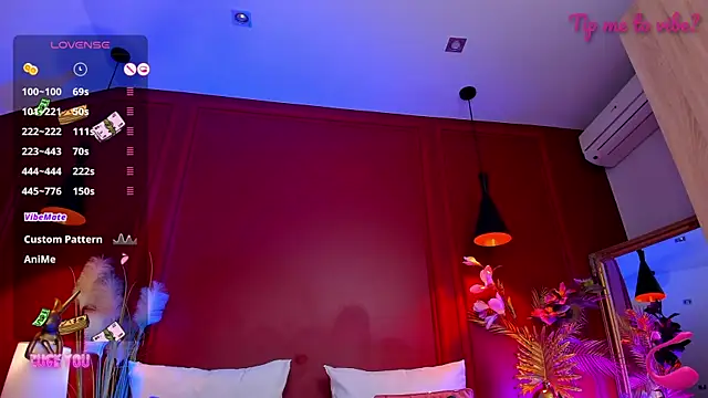 Mayzzie live sex cam