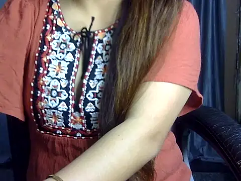 anvika_1709 (F young) - hands inside panty