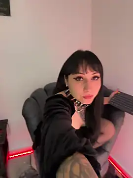 ravenna666_ (F young) - Anal plug mas ass show fingers