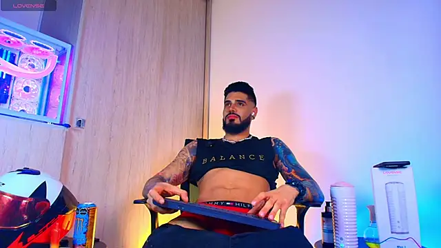 asmodeus_bael_ - Asmodeus_bael_'s free webcam - UK Sex Cams