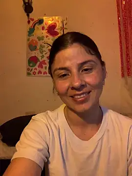 estefani_32 - Estefani_32's free webcam - UK Sex Cams