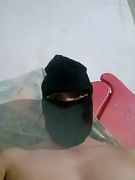 zurdoman_penetro - Zurdoman_penetro's free webcam - UK Sex Cams