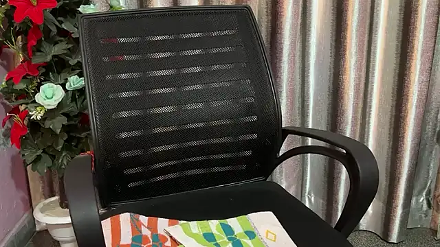 eeraa_ - Eeraa_'s free webcam - UK Sex Cams