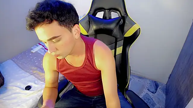 mathias_twinkk - Mathias_twinkk's free webcam - UK Sex Cams