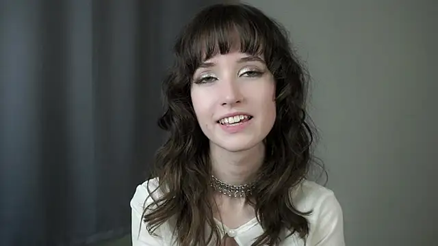 dellaleck - DellaLeck's free webcam - UK Sex Cams