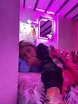 candy_lennon - Candy_Lennon's free webcam - UK Sex Cams