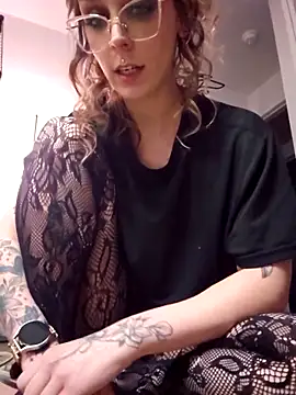 lilyorion - LilyOrion's free webcam - UK Sex Cams