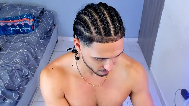 Kris_Khalifa69 live sex cam