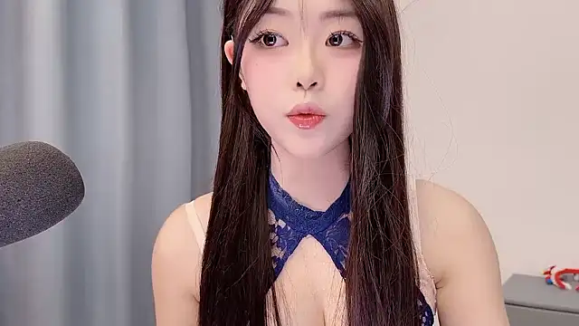 smalldaisy - Smalldaisy's free webcam