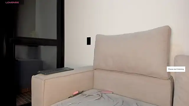 lauuuuuuuu_ - Lauuuuuuuu_'s free webcam - UK Sex Cams