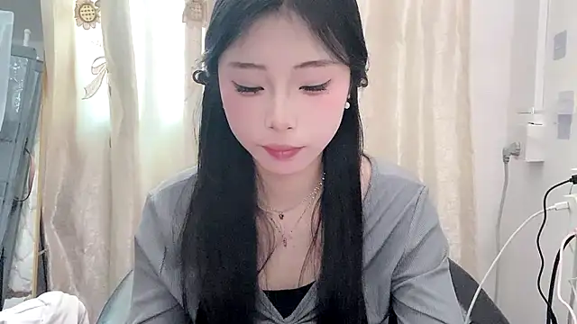 美女yiyibaby2026在线直播