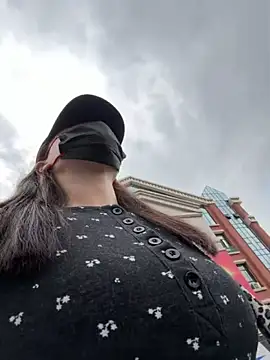 美女zhizhibaobei在线直播