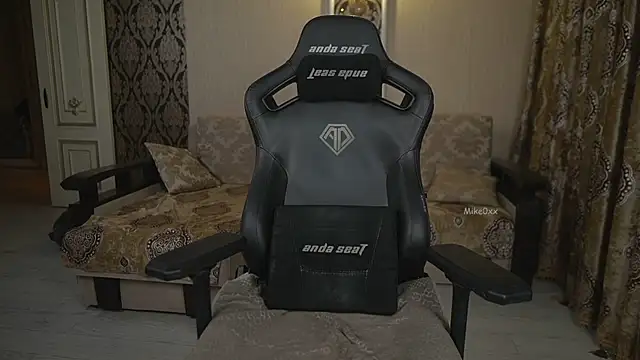 mike0xx (M young) - First cum