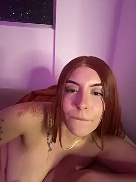 Webcam Model (alesziarose_)  is live.Free join now!