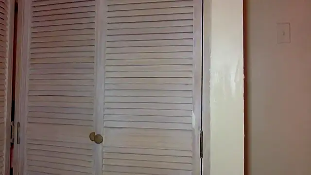 creamyamber - Creamyamber's free webcam - UK Sex Cams