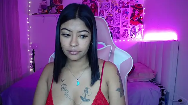 danna_soffia - Danna_Soffia's free webcam - UK Sex Cams