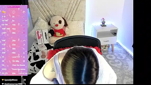 mia_victoria22 - Mia_Victoria22's free webcam - UK Sex Cams