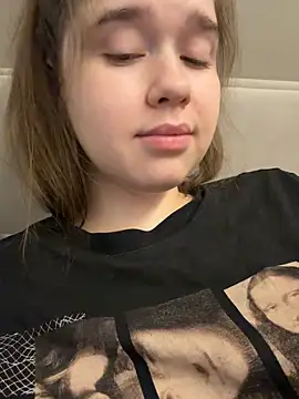 hornygirlh (G young) - SHOW PUSSY