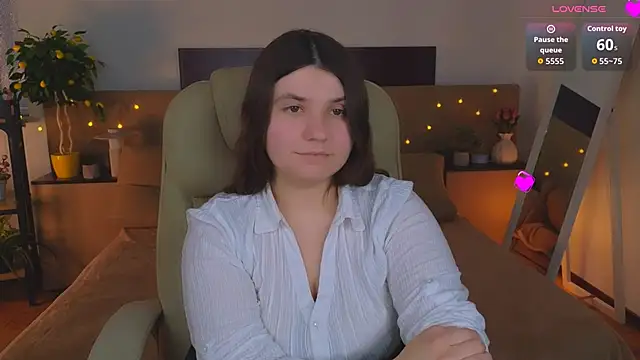 viola__shy - Viola__Shy's free webcam - UK Sex Cams