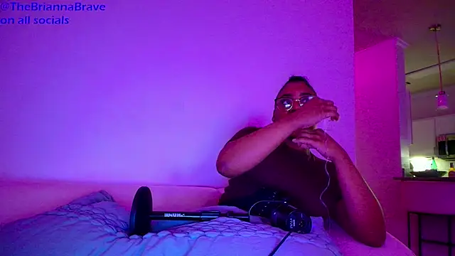 BriannaBrave webcam