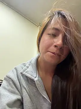 karlee_grey1 (F young) - Fingering in my pussy