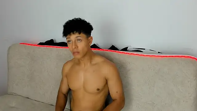 _alex_colton (M twink) - Turn around and show your ass 😘😘