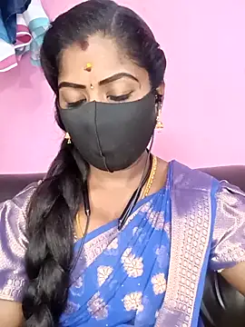 Webcam Model (tamilammukuttyy)  is live.Free join now!