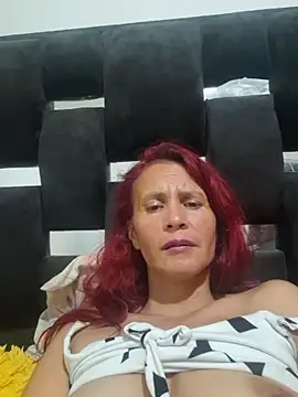 Webcam Model (cintia_love)  is live.Free join now!