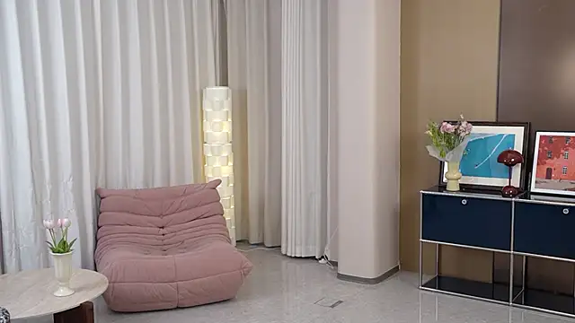 美女Honeypeach-0112在线直播