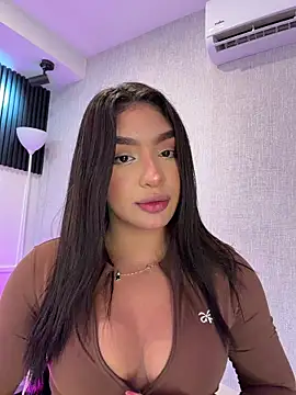 jenn_fit Live Webcam on Stripchat