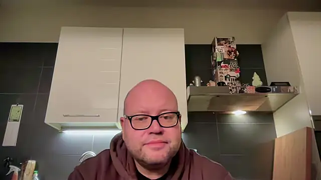 theitalianbear (Ask my age) - CUM AT GOAL OR IN PVT SHOW