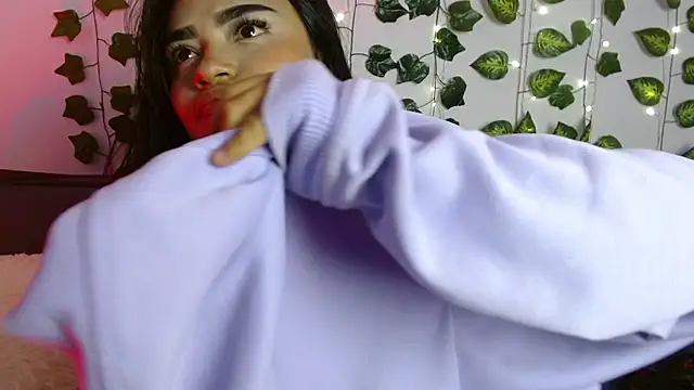 angie_boo1 - Angie_boo1's free webcam - UK Sex Cams