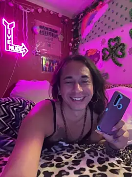 transexualjade95 - TranSexualJade95's free webcam - UK Sex Cams