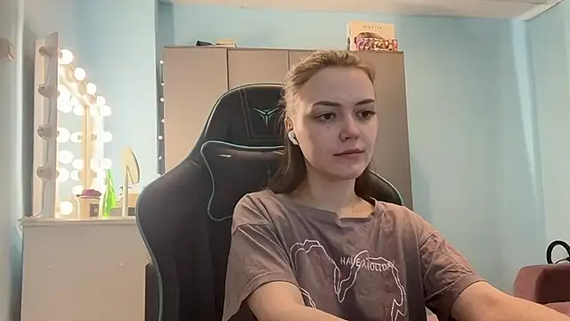 andreemerryman - AndreeMerryman's free webcam - UK Sex Cams