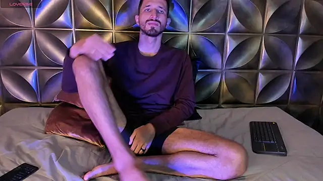 sam_bisex - Sam_bisex's free webcam - UK Sex Cams