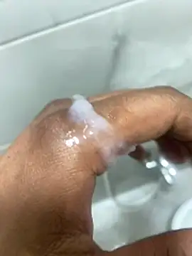 lahcene (M twink) - حمام 🛁