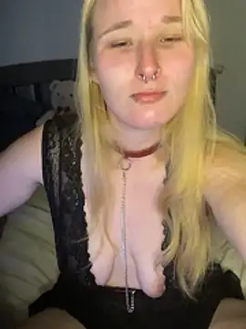 HotPurpleHaze webcam