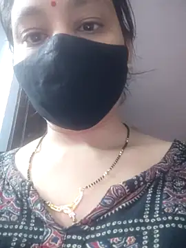 Webcam Model (Saishaa)  is live.Free join now!