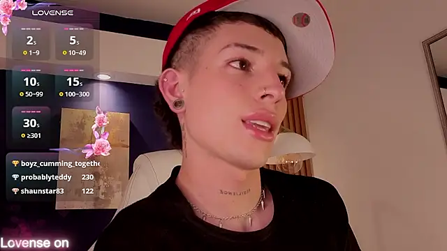 luca_prince_ (M twink) - Control toy lush x 3 minutes