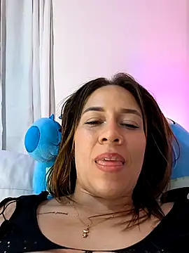 Nanybaker95 live sex cam