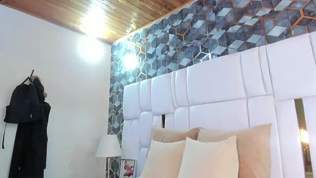 lia_mariana - Lia_mariana's free webcam - UK Sex Cams