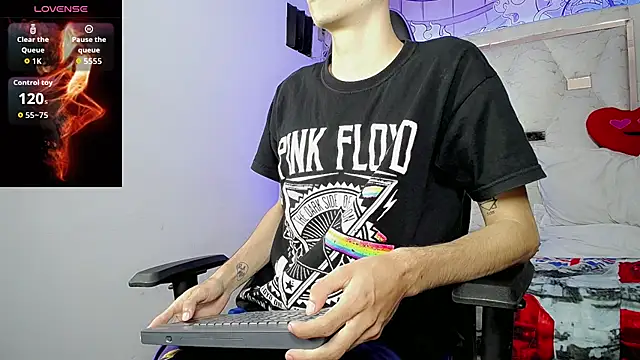 johnny_cagee live sex cam