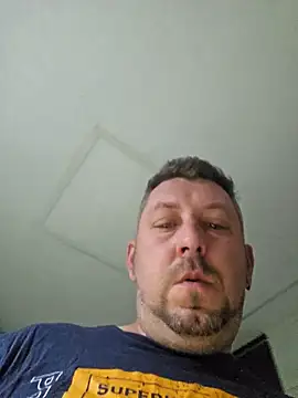 ktmtom247 (Ask my age) - #austrian #big-cocks #brunettes #cam2cam #cheap-privates #daddies #flashing #german #handjob #hd #medium #mobile #small-audience #smoking #straight #white