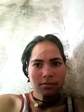 Sunali_Bendre live sex cam