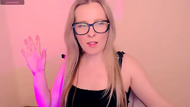 annepeach - AnnePeach's free webcam - UK Sex Cams