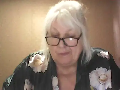 alexia64231 - Alexia64231's free webcam - UK Sex Cams