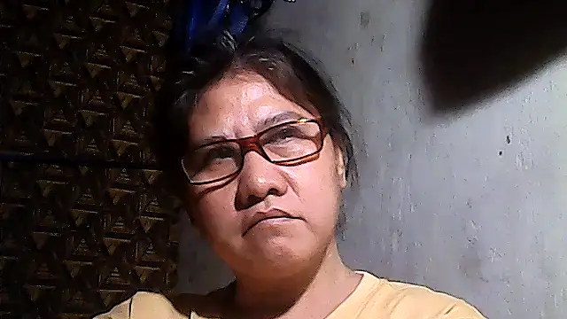 sweetsosie18 - Sweetsosie18's free webcam - UK Sex Cams