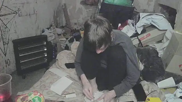 makarov1993 (M young) - I'm collecting money for dental surgery.