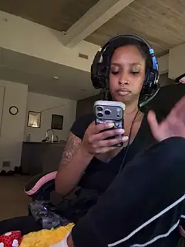 Your_Paris from StripChat is Freechat